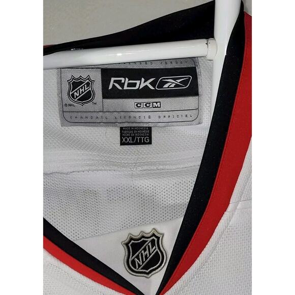 Jonathan Toews RBK CCM 2XL Chicago Blawkhawks #19 NHL Hockey Jersey‎ - Picture 3 of 11